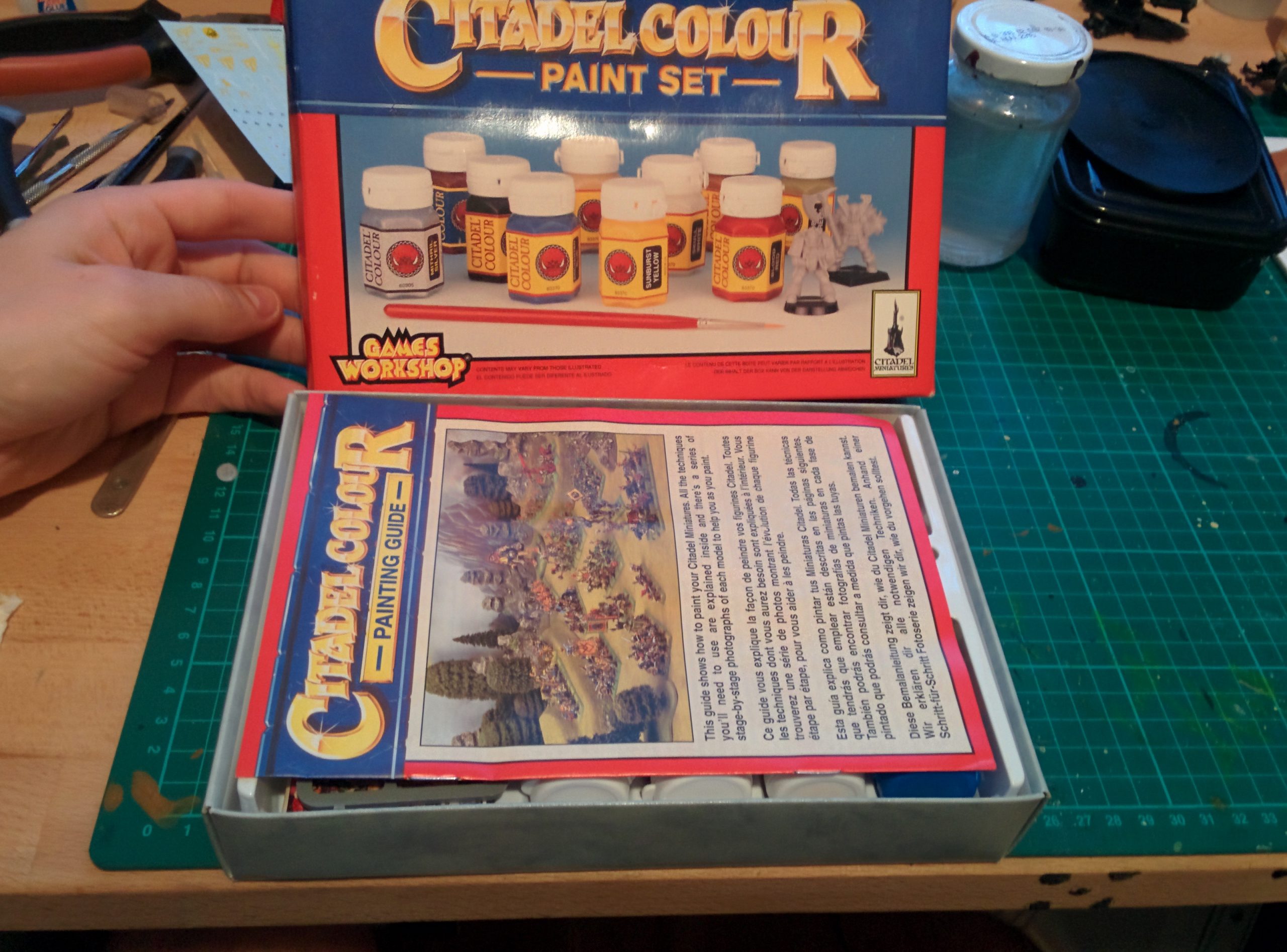 Retro unboxing: 1994 Citadel Colour Paint Set - SEALED! 